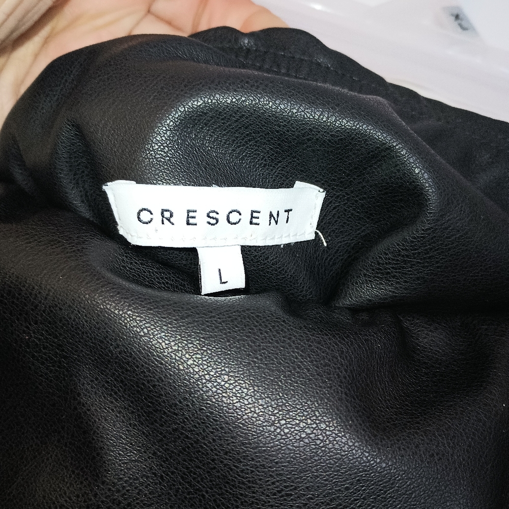 CRESCENT Clyde Vegan Leather Biker Shorts - Picture 5 of 6